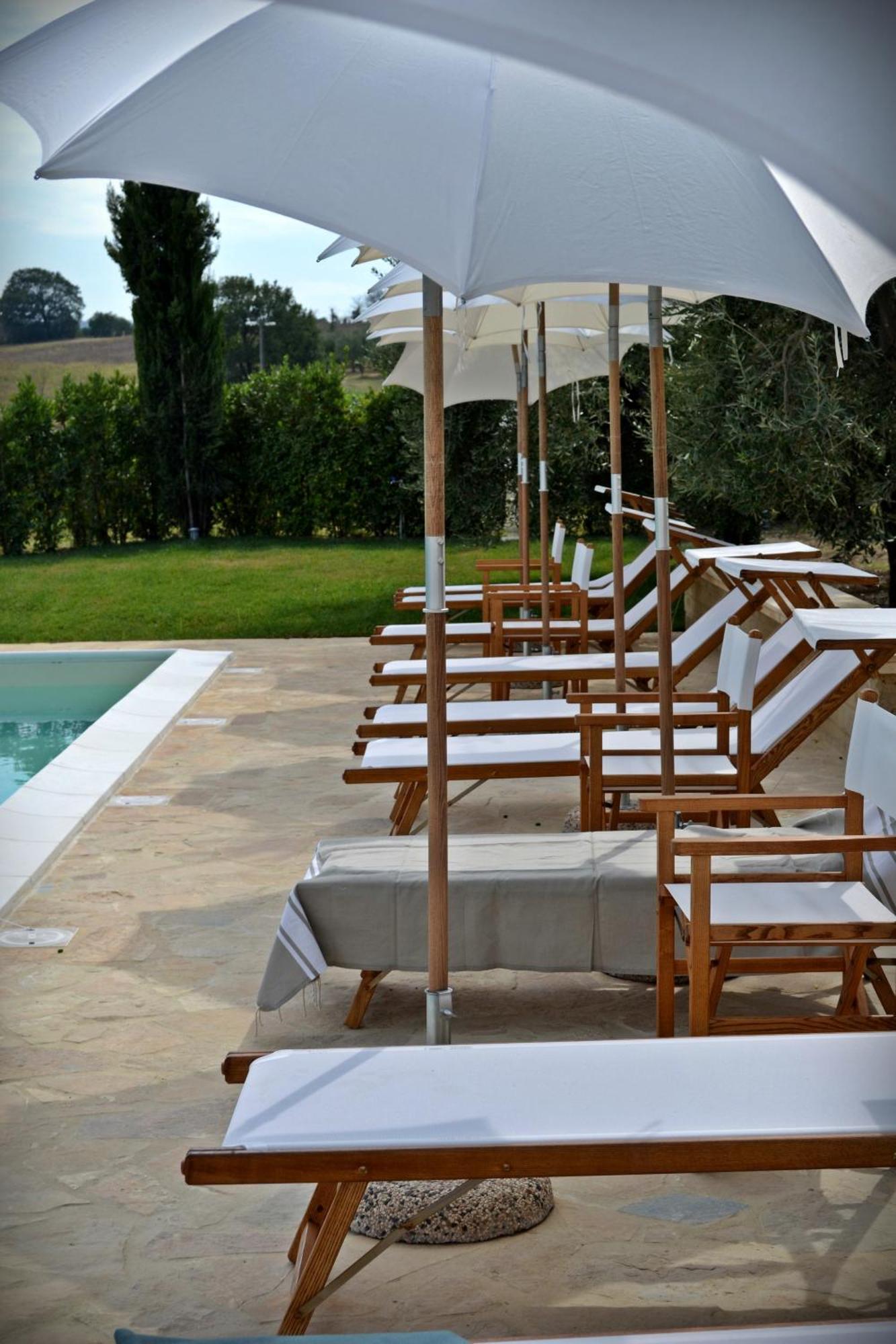 Cevoli Country Resort Lari Exterior photo